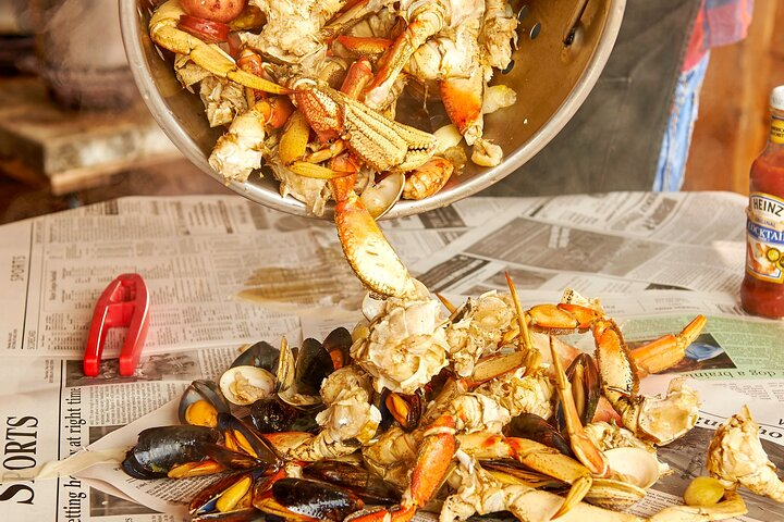 Alaskan Lodge Adventure and Seafeast - Photo 1 of 15